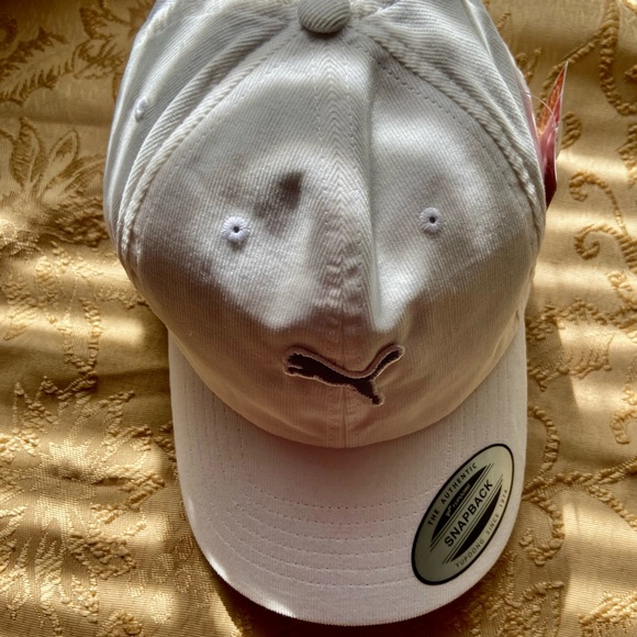 Puma White corduroy universal NWT Cap OS - Picture 4 of 6